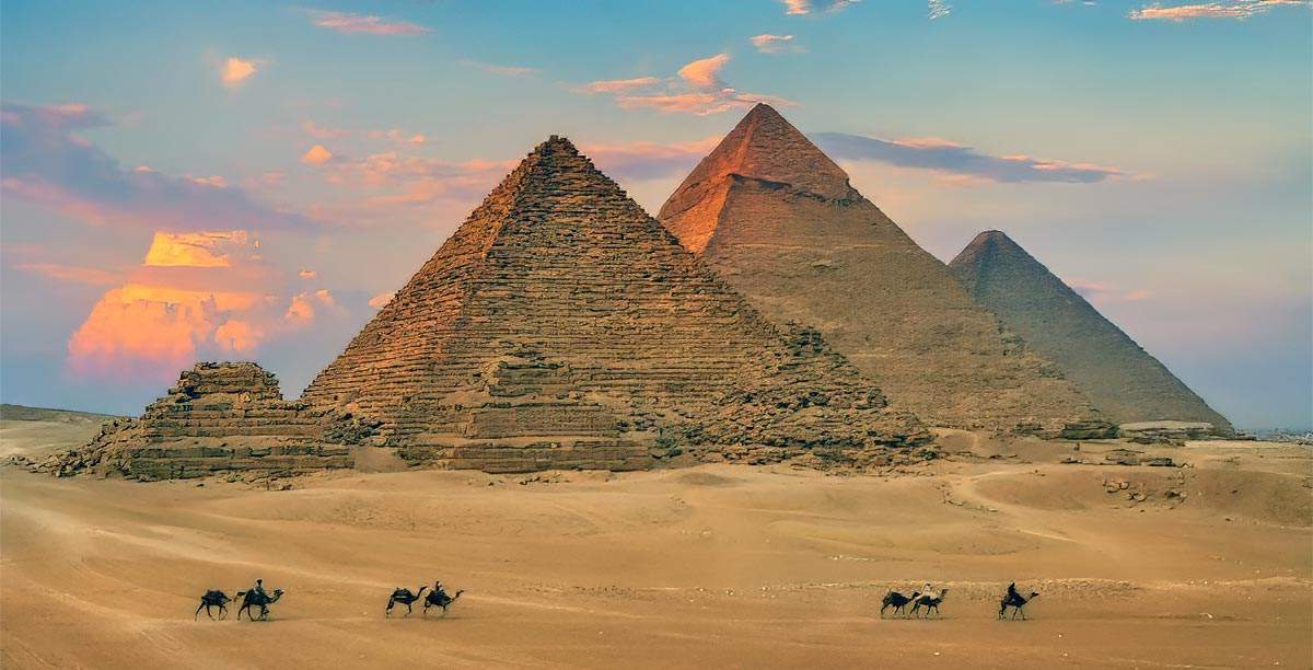 marea piramida din Giza